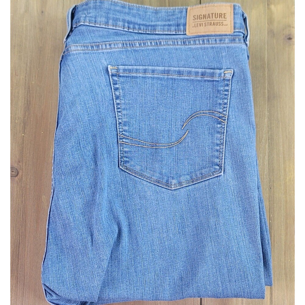 Levi's Signature Women's Jeans 20W Shaping High Rise Straight Leg Blue Denim